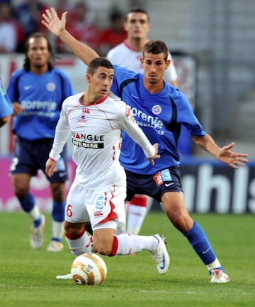 Hazard jug¨® su primer partido profesional como titular con el Lille frente al Montpellier en la Copa de la Liga.
