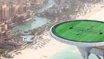 Esta es la isla artificial que cobija el grandioso hotel de Burj Al Arab.