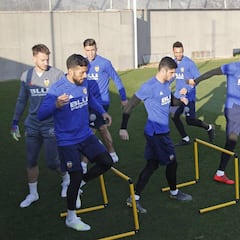 Marcelino ha logrado dar la vuelta a su Valencia en 80 días