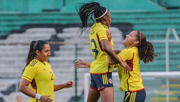 Jugadoras de la Selección Colombia Femenina en amistoso contra Paraguay.