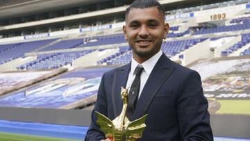 'Tecatito' Corona, elegido como el MVP del año del Porto