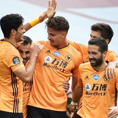Wolverhampton y Raúl Jiménez ligan tres triunfos en la Premier