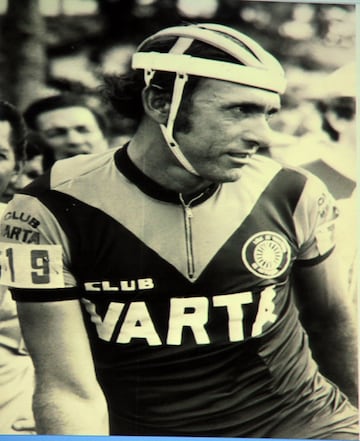 Martín Emilio Rodríguez: Compitió en las décadas de 1960, 1970 y 1980. Fue campeón de la Vuelta a Colombia en cuatro oportunidades y ganó etapas en el Giro de Italia. Además fue campeón Panamericano tres veces. 
