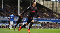 Everton 2-5 Arsenal: Premier League goals, match report