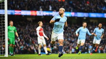 Agüero devora al Arsenal