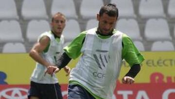 <b>RETIRADA.</b> El delantero valenciano Javi Moreno ha anunciado su retirada del fútbol profesional tras rescindir el contrato que tenía con el Ibiza, al que llegó este verano tras jugar las últimas tres temporadas en el Córdoba.