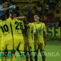 Bucaramanga le gana al Cúcuta en el último minuto