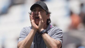 Mario Salas en su último partido con la UC.
