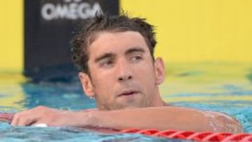  Michael Phelps tras comprobar su segundo puesto en 100m mariposa