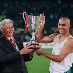 El colapso de la Recopa de Europa, el torneo fetiche del Barcelona