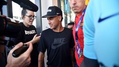 Neymar paga los 222 millones de euros y LaLiga los rechaza