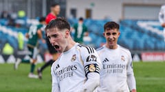 Real Madrid Castilla 2 - 0 Cacereño: resumen, goles y resultado de la 1ª RFEF