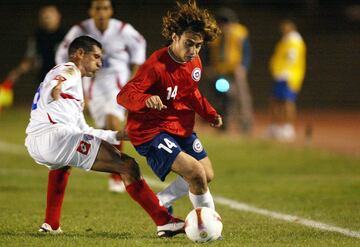 El segundo partido fue en Talca, cuando la Roja igualó 1-1 con Costa Rica. Reinaldo Navia abrió la cuenta tras asistencia de Humberto Suazo, mientras que Rolando Fonseca anotó el gol mil de la selección Tica para el empate.