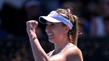Tennis - Australian Open - Melbourne Park, Melbourne, Australia - January 17, 2025 Spain's Paula Badosa celebrates winning her third round match against Ukraine's Marta Kostyuk REUTERS/Jaimi Joy