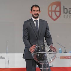 Garbajosa reelegido como presidente de la FEB