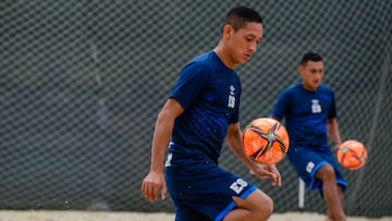 La selecci&oacute;n de El Salvador arranca su camino en la Copa del Mundo de F&uacute;tbol Playa. Enfrente tendr&aacute; al conjunto de Bielorrusia que buscar&aacute; arruinar el debut de la &#039;Selecta&#039;.