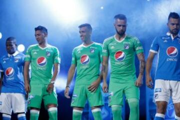 Millonarios presentó su nueva camiseta y su plantilla para este 2017