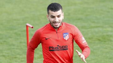 Correa, en el entrenamiento del Atl&eacute;tico.