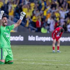 Se busca la fumata blanca con Álvaro Valles