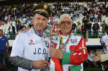 El entrenador risaraldense logró cuatro títulos en el fútbol colombiano. Primero ganó el torneo Clausura 2010 con el Once Caldas, luego ganó tres campeonatos seguidos con Atlético Nacional entre el Apertura 2013 y el primer certamen de 2014.