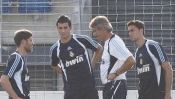 El Real Madrid se entrena al completo antes de viajar a Alemania