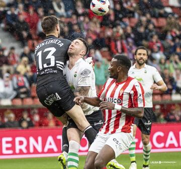 Ezkieta se comió a Manu Hernando y dejó la pelota muerta para el gol de Djuka.