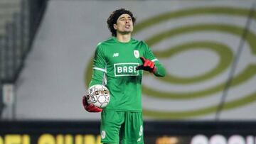 Ochoa mantiene su portería en cero en victoria del Standard