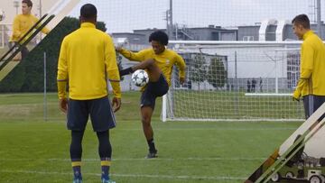 El nuevo reto de Cuadrado: para un balón a 120 km/h