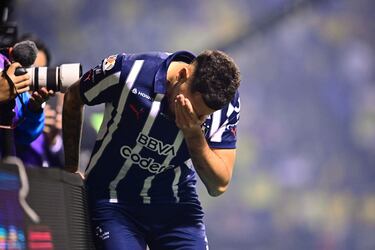 El impedimento para que Lucas Ocampos vaya a España con Valencia y deje a Rayados