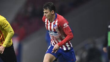 El lateral colombiano Santiago Arias durante el partido entre Atlético de Madrid y Sant Andreu por la Copa del Rey