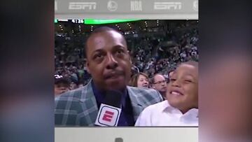 Los divertidos gestos del hijo de Paul Pierce en plena entrevista