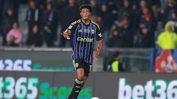 PISA, ITALY - OCTOBER 30: Juan Cuadrado of Pisa Sporting Club in action during the Serie A match between Pisa SC and SS Lazio at Arena Garibaldi on October 30, 2025 in Pisa, Italy. (Photo by Gabriele Maltinti/Getty Images)