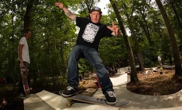 Davey Rogers patinando