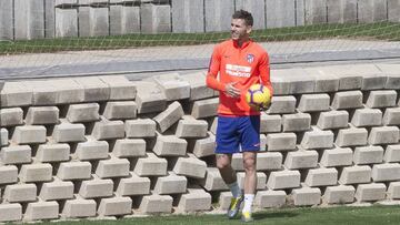 Lucas, en un entrenamiento del Atl&eacute;tico de Madrid.