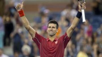 Novak Djokovic celebra el pase a la segunda ronda.