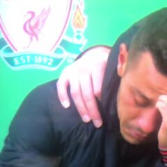 La desgarradora imagen de Thiago, roto entre lágrimas