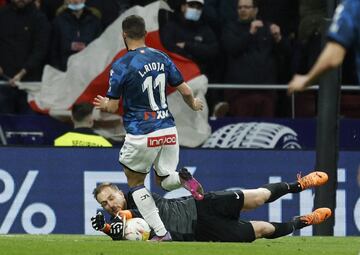 Jan Oblak y Luis Rioja.