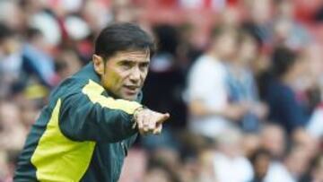 El entrenador del Villarreal Marcelino Garcia duranre un partido de la Emirates Cup.