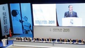 <b>AÑO PASADO. </b>La Asamblea de 2011 reunió a 961 socios compromisarios de los 2.000 que tiene el club blanco.