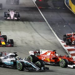 El incidente en la salida que dejó fuera a Alonso y Vettel