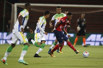 Medellín debuta ganando en la Liga I-2018. 3-0 al Huila con gol de Germán Cano y doblete de Juan Fernando Caicedo.