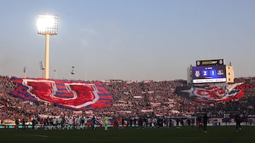 Futbol, Universidad de Chile vs Colo Colo
Fecha 7, Liga de Primera 2025
Hinchas de Universidad de Chile son fotografiados durante un partido de primera division contra Colo Colo disputado en el estadio Nacional en Santiago, Chile.
12/07/2025
Felipe Zanca/Photosport
Football, Universidad de Chile vs Colo Colo
7th turn, First Division League 2025
Universidad de Chile fans are pictured during a first division match against Colo Colo at the Nacional stadium in Santiago, Chile.
Felipe Zanca/Photosport