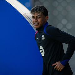 Lamine, un trastorno para Simeone