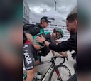 El ciclismo en toda su crudeza y grandeza: la potente escena final del nuevo líder del Giro