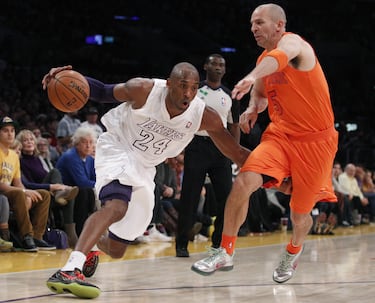 2012. Camiseta con el dorsal 24  'Navidad blanca'.