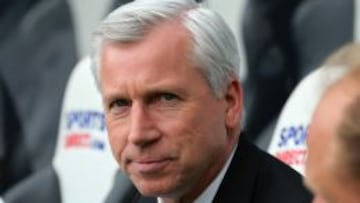 Pardew deja el Newcastle para dirigir al Crystal Palace