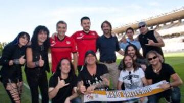 Mägo de Oz actuó en 2013 durante un Rayo-Barça.