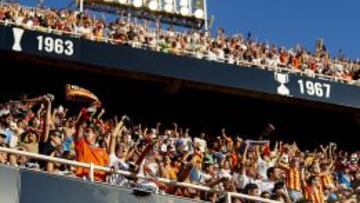 Aficionados del Valencia en Mestalla