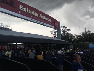 El color de la afición en el Clásico Capitalino