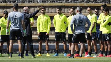 Las Palmas se gastaría 100.000 € para aislarse en un hotel